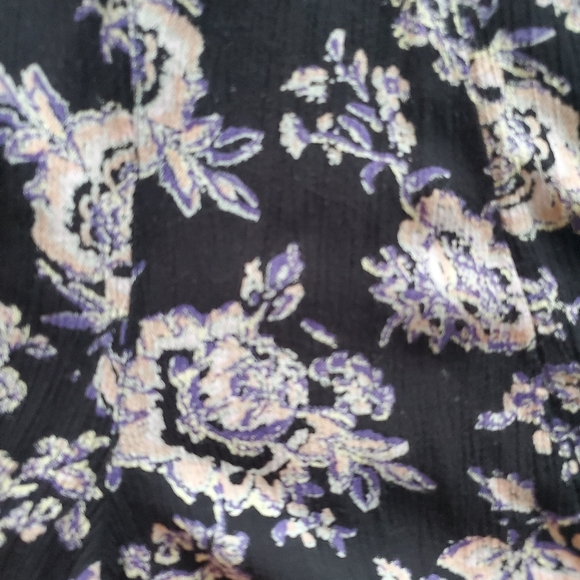 Billabong Floral Romper - Picture 11 of 12